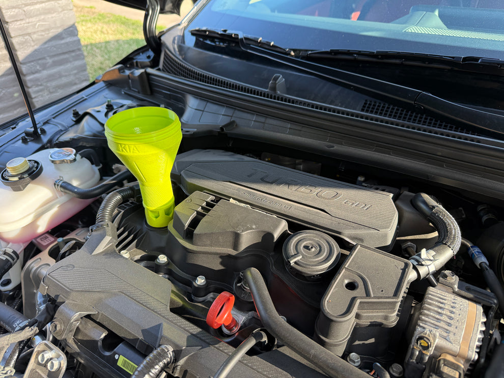 Fancy Speed Pour Oil Funnel (Kia / Hyundai) 